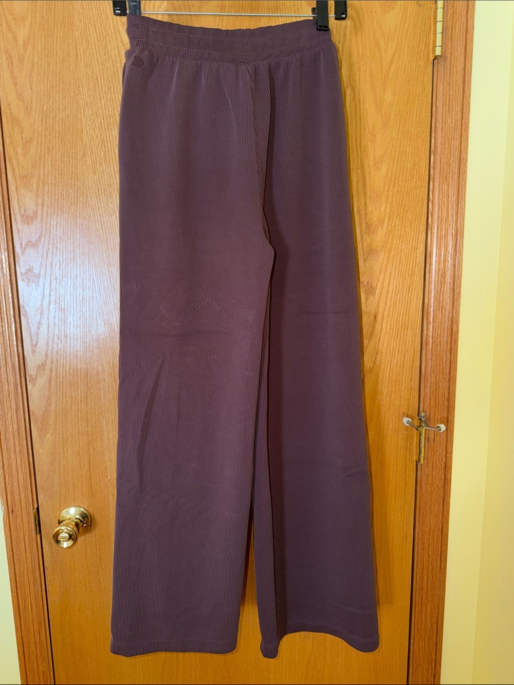 Wide-Leg Drawstring Pants - Picture 2 of 3